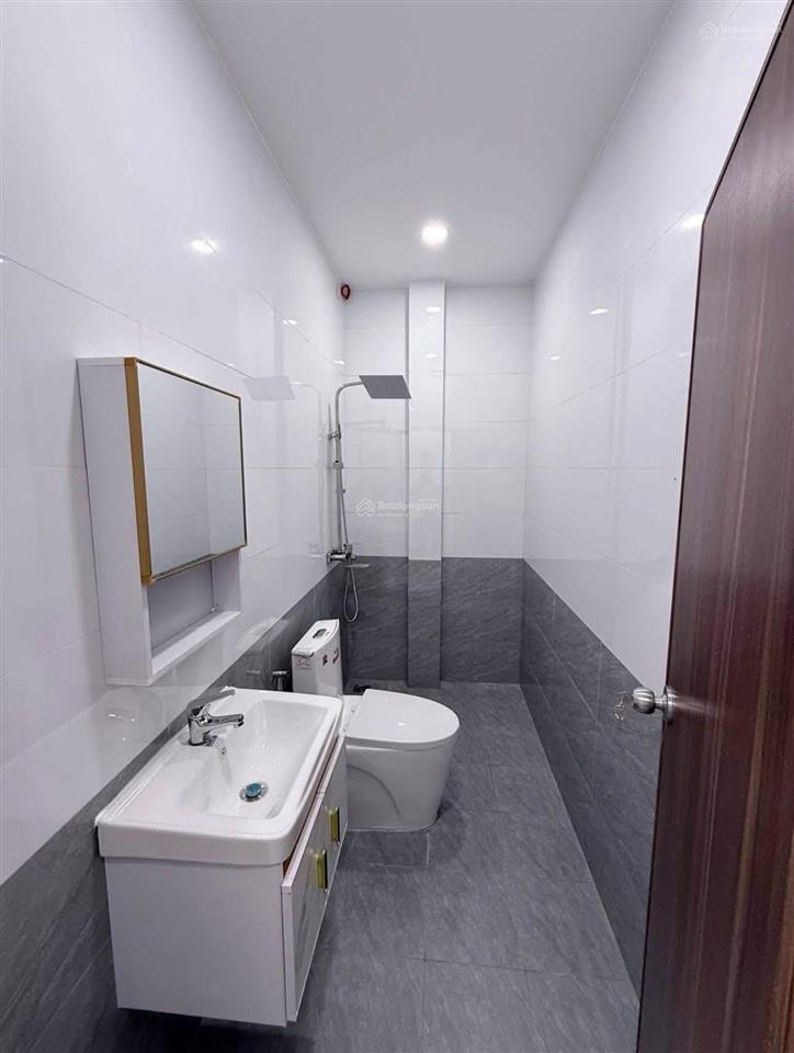 Bán gấp nhà ở khu dân cư ấp 5 phong phú, hồ chí minh, gần bến xe quận 8