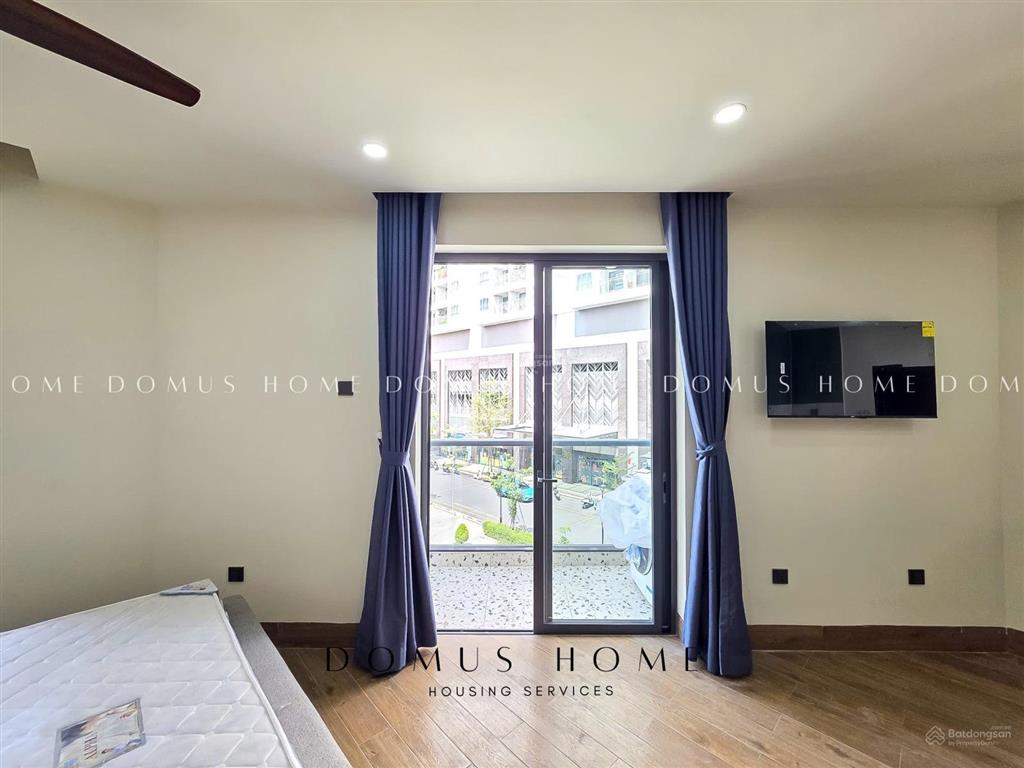 Cho thuê studio full nội thất ngay sát đại học q7