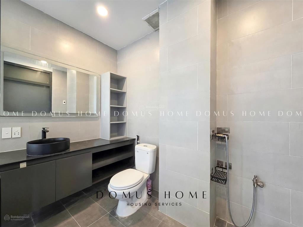 [siêu phẩm studio 50m]  ban công rộng  tách bếp riêng biệt