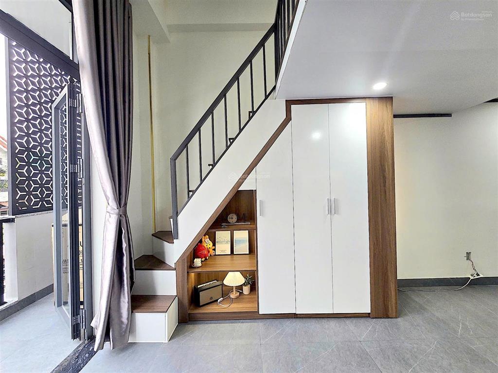 Cho thuê duplex ban công full nội thất