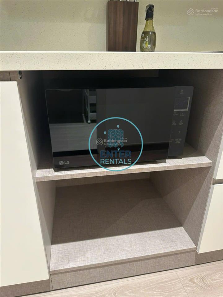 Cho thuê căn hộ sun cosmo 2pn 1wc tầng cao view sông full nội thất, giá t4/2026.  0989 584 ***