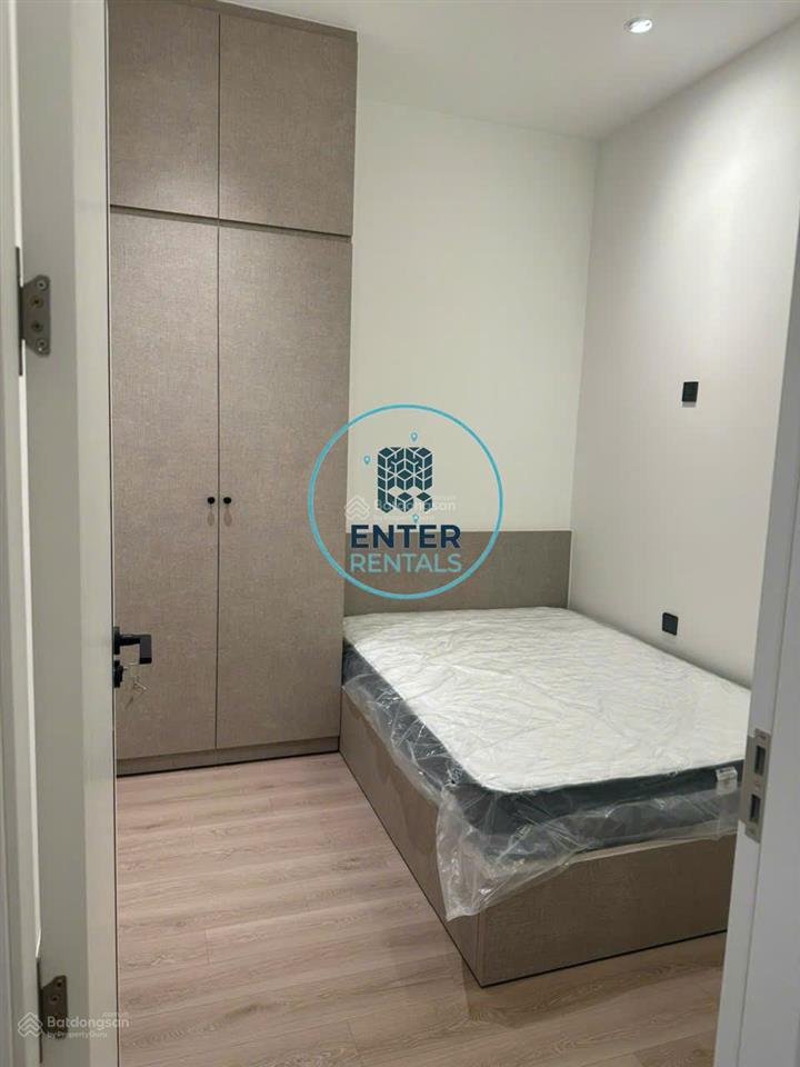 Cho thuê căn hộ sun cosmo 2pn 1wc tầng cao view sông full nội thất, giá t4/2026.  0989 584 ***