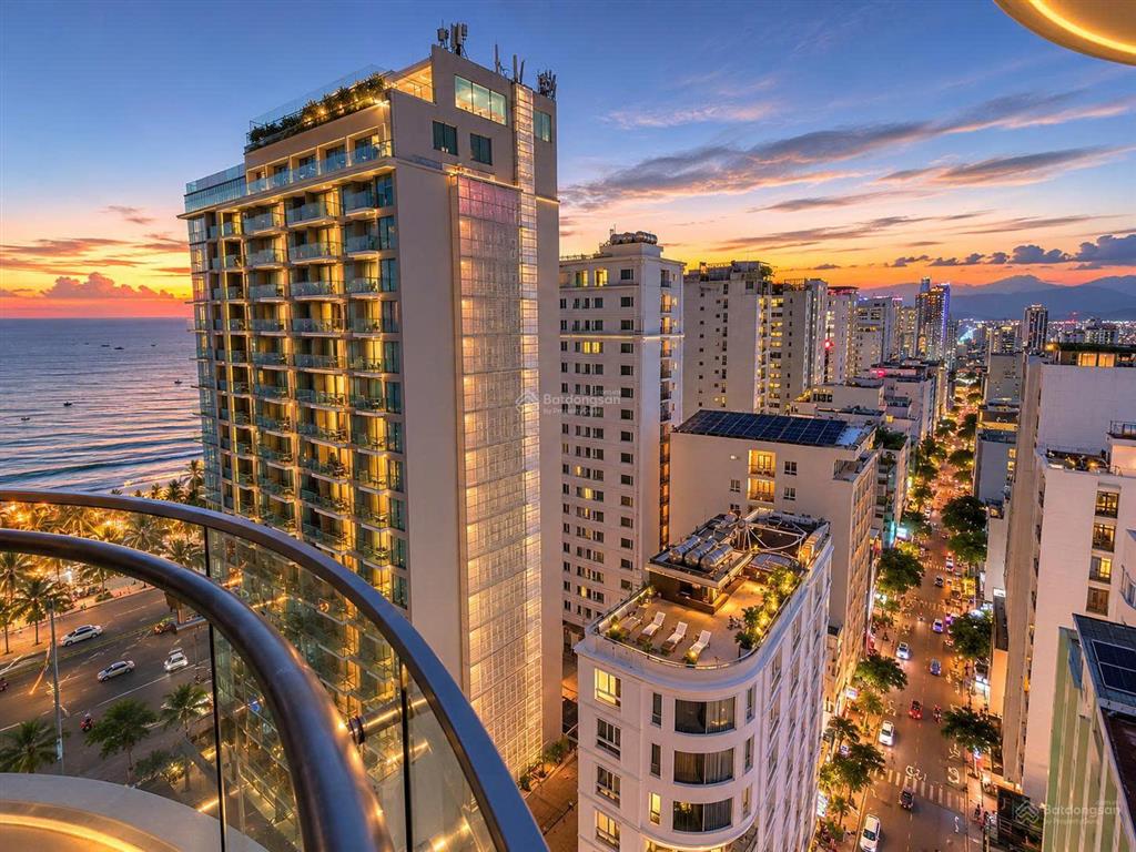 Cho thuê căn 1pn (góc) đầy đủ nội thất view panorama dự án times square đà nẵng.  0989 584 ***