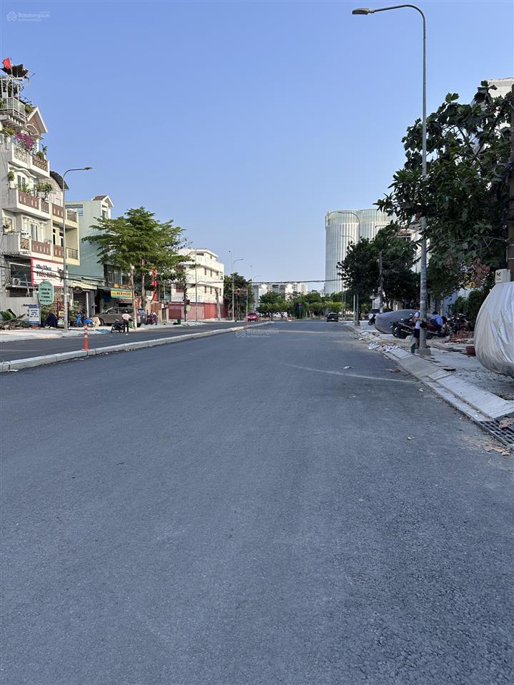Chính chủ cần bán đất mặt tiền kinh doanh đường lê cơ sát võ văn kiệt thuận tiện đi lại các quận