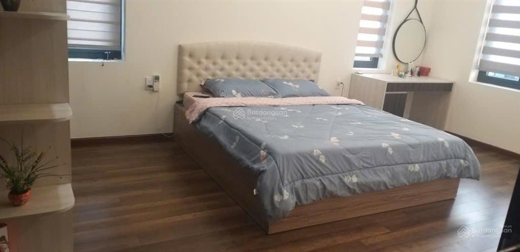Bán gấp biệt thự 200m2 tại 57a, tân tạo, bình tân, 21 tỷ vnd có hồ bơi và hồ cá koi