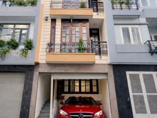 Rẻ nhất khu vực! bán nhà mặt tiền hoa lan, phú nhuận. dt 4.5 x 11m, hầm 4 tầng, giá 16.3 tỷ bớt lộc