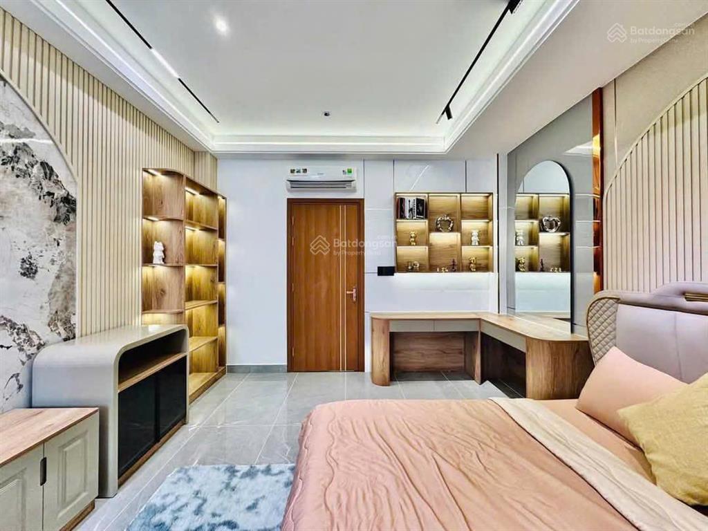 Biệt thự, hẻm 8m  khu vip tân sơn nhì  3 tầng, 8x13  cam kết chuẩn 100%