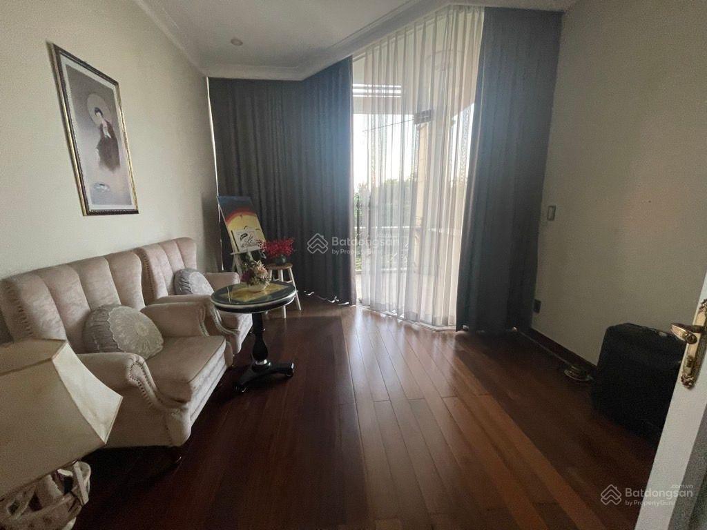 Biệt thự khu compound, lô góc 2mt, 200m2, full nội thất, sống đẳng cấp chỉ 20.8 tỷ