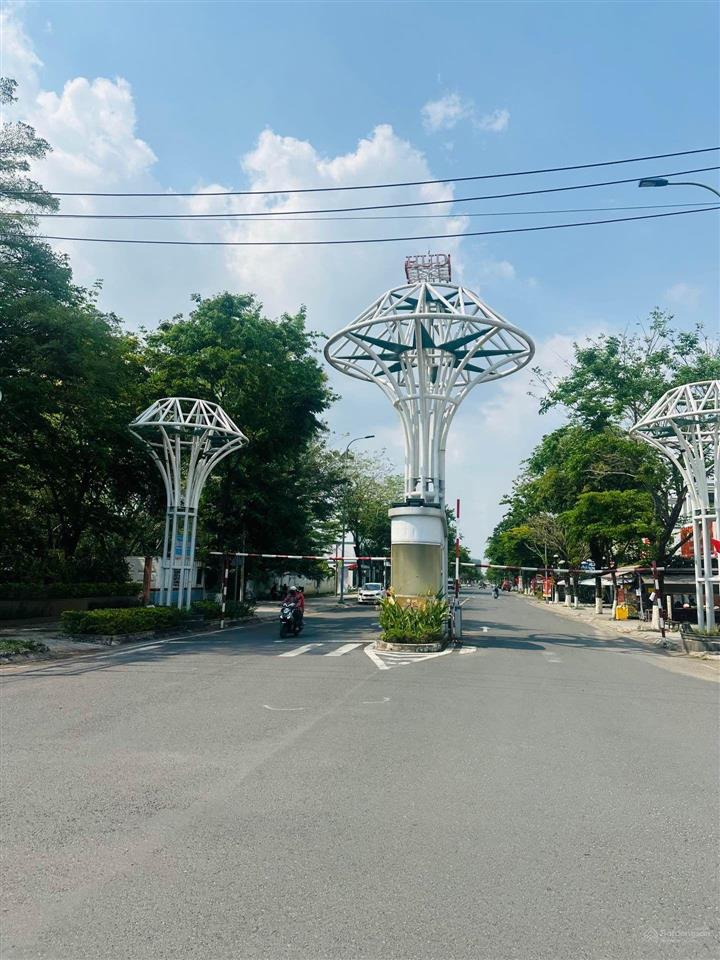 Lô 5,3x25m, cạnh kđt đông tăng long, thông lã xuân oai, gần nguyễn duy trinh, đường 8m, chỉ 6.25 tỷ