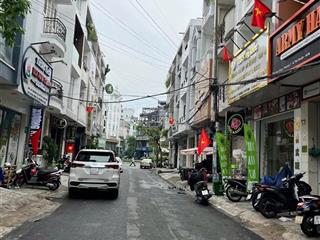 Cực hiếm bán nhà mặt tiền hoa hồng, phú nhuận  có hầm để xe  chỉ 23,8 tỷ