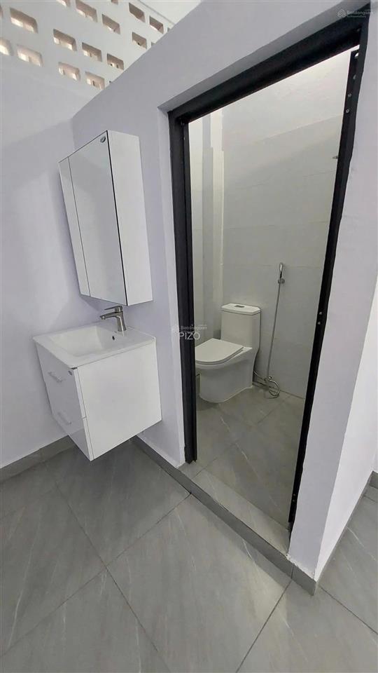 Bán nhà số 52/... đinh tiên hoàng, q.1, giá siêu hời 1,07 tỷ, 63m2, 4pn, 5wc, tốt so với thị trường