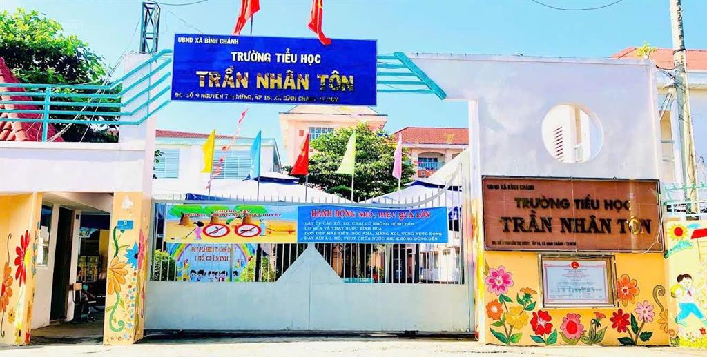 Chính chủ bán nhanh lô đất thổ cư rẻ hơn thị trường 1 tỷ, đường ô tô ngay chợ bình chánh