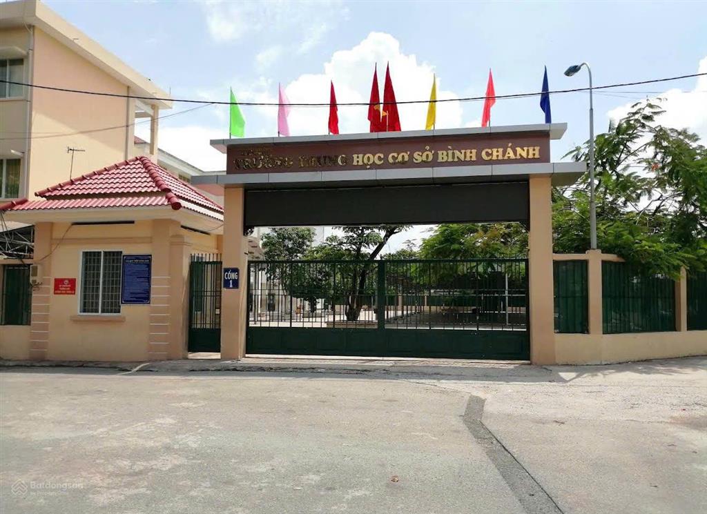 Lô góc 2 mặt tiền hoàng phan thái  193,6m2  sổ riêng