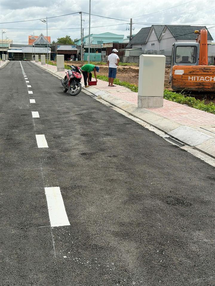 Lô góc 2 mặt tiền hoàng phan thái  193,6m2  sổ riêng