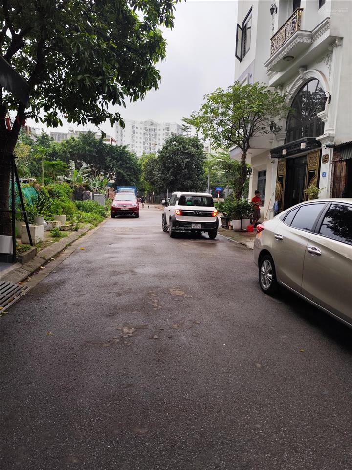 Bán đất tái định cư giang biên mặt công viên vươn hoa 90m², mt 5m vỉa hè ôtô tránh giá 23 tỷ có tl