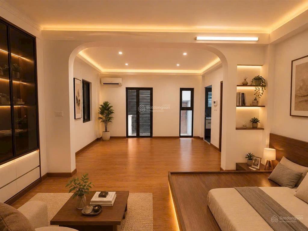 Nhà đẹp cầu giấy lô góc ngõ thông ô tôkinh doanh đỉnh chỉ 10.x tỷphải nhanh mới kịp
