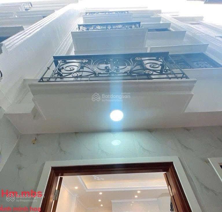 Nhà vip mỹ đình  ngõ ô tô thông kinh doanh  30m ra phố  gần bx mỹ đình  tiện ích đầy đủ