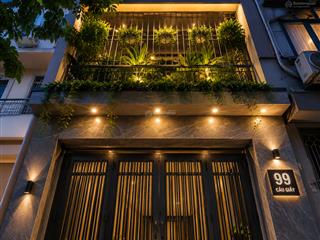 Cầu giấy nhà đẹp ở luôn 2 thoáng trước sau ba bước ra phố ô tô tránh gần các trường đại học