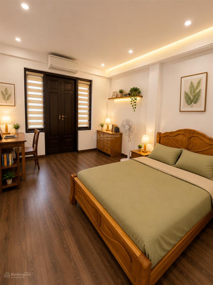 Cầu giấy nhà đẹp ở luôn 2 thoáng trước sau ba bước ra phố ô tô tránh gần các trường đại học