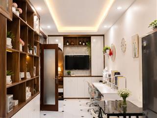 Siêu phẩm nhà đẹp mặt tiền 10m trung tâm mỹ đình chỉ 9.x tỷđường thông các ngả 3 bước ra ô