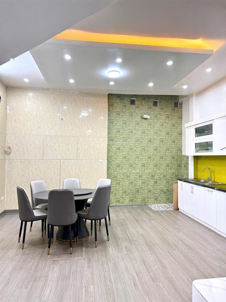 Cạnh bến xe mỹ đình mặt tiền 5.5m bề thế cực gần ô tôgần trường học cấp 3giao thông thuận lợi