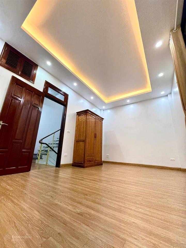 Cạnh bến xe mỹ đình mặt tiền 5.5m bề thế cực gần ô tôgần trường học cấp 3giao thông thuận lợi