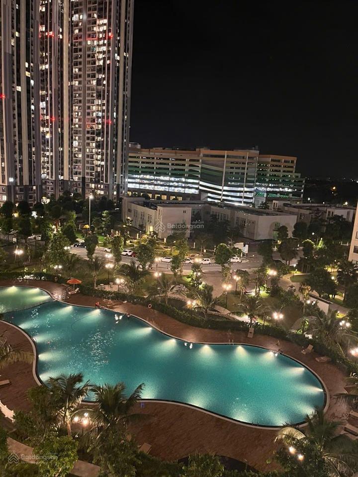 Bán căn 3n 76m view bể bơi siêu đẹp  phân khu imperia  full nội thất xách vali vào ở