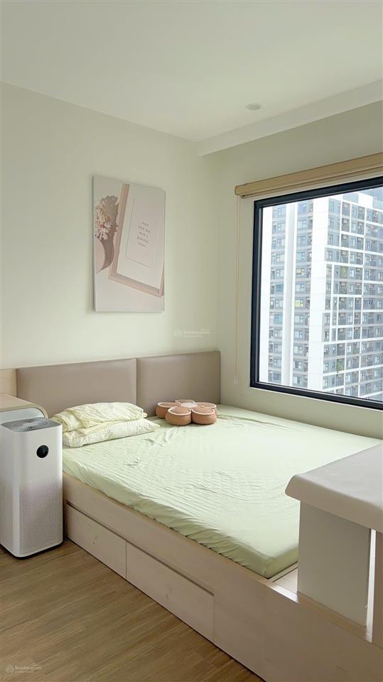 Chính chủ gửi bán căn hộ 2n2vs ban công đông nam  view nội khu sakura vinsmart  full nội thất