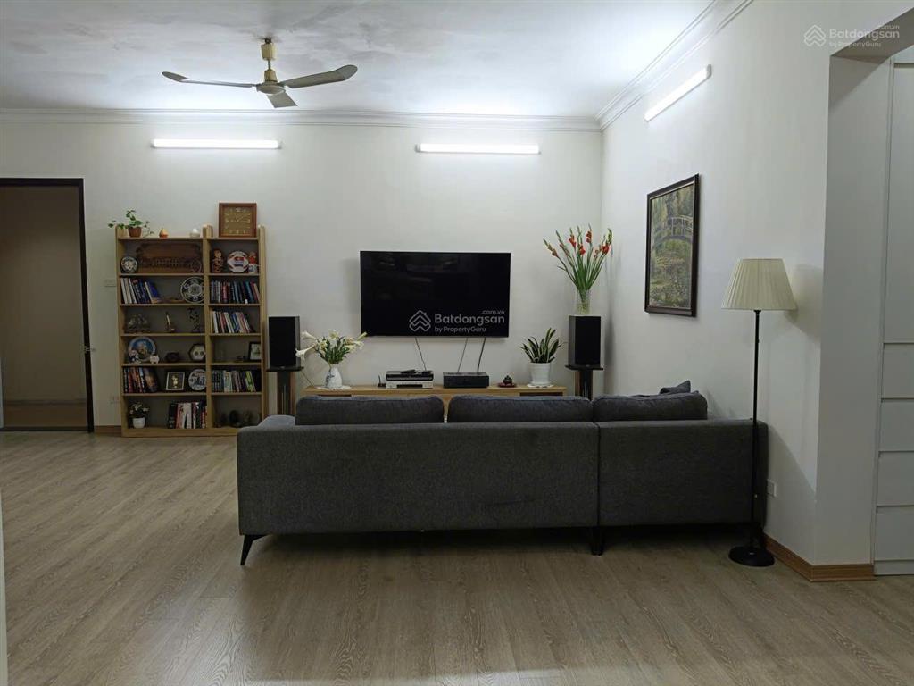 Bán căn hộ cao cấp  diện tích lớn 116m²  3pn  giá tốt