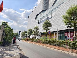 Bán nhà sau gigamall 4 tầng hoàn công cực đẹp chỉ 8,2 tỷ