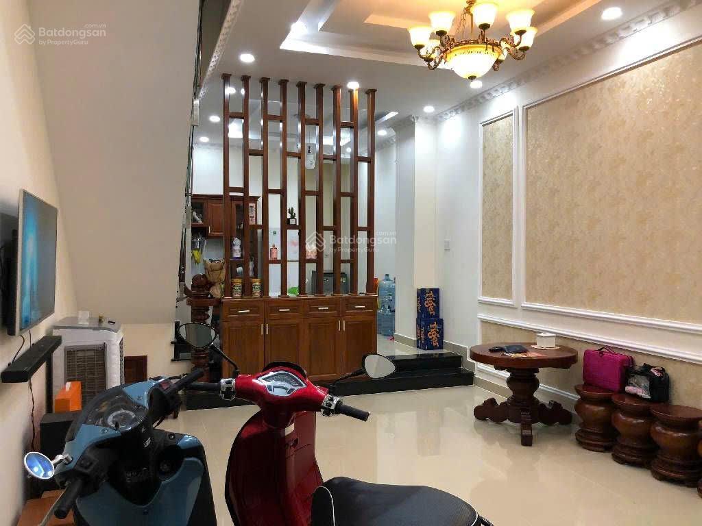 Bán nhà sau gigamall 4 tầng hoàn công cực đẹp chỉ 8,2 tỷ