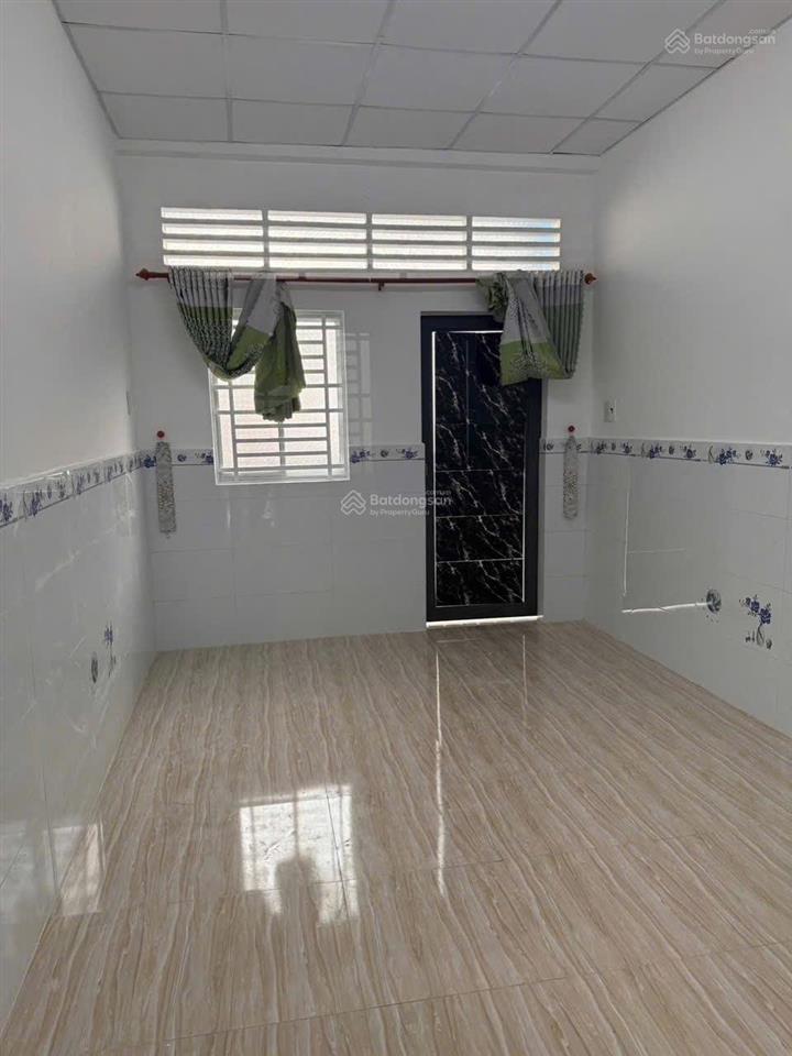 Nhà 1 trệt 1 lầu nguyễn văn cừ