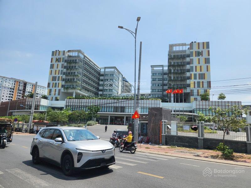 Bán nhà mặt tiền  lê văn chí  168m  dòng tiền sẵn  giá tốt 16 tỷ  gần đại học quốc gia