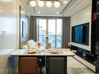 Chính chủ cần nhượng lại căn 2 ngủ tầng trung tại the queen 360 giải phóng chỉ 94 triệu/m2