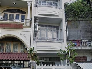 Cho thuê trệt + mặt tiền 3.05x15m
