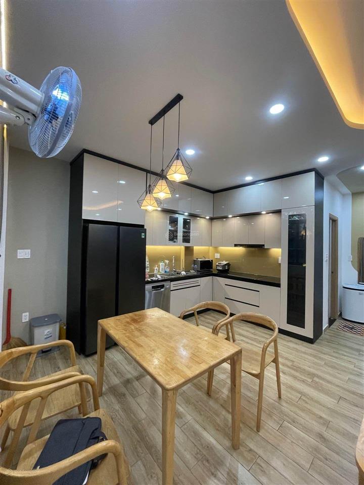 Bán nhà lâm văn bền 44m2 siêu xinh nở hậu phong thủy giữa trung tâm q7, chỉ nhỉnh 4 tỷ