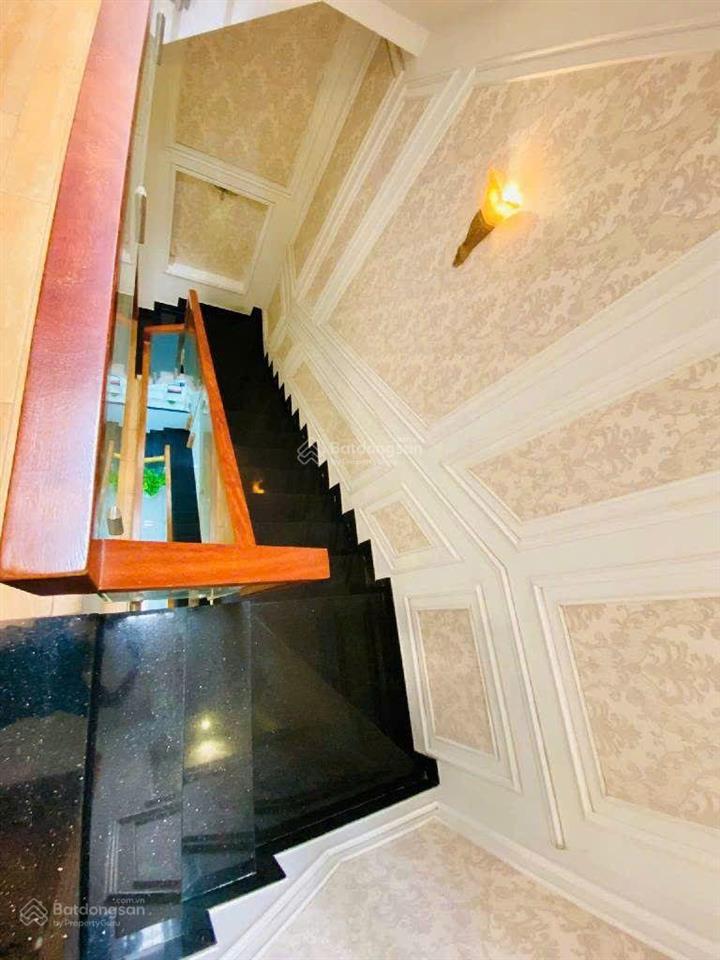 Siêu hiếm biệt thự đào tông nguyên, nhà bè chỉ 68tr/m2, hẻm xe hơi tránh thông