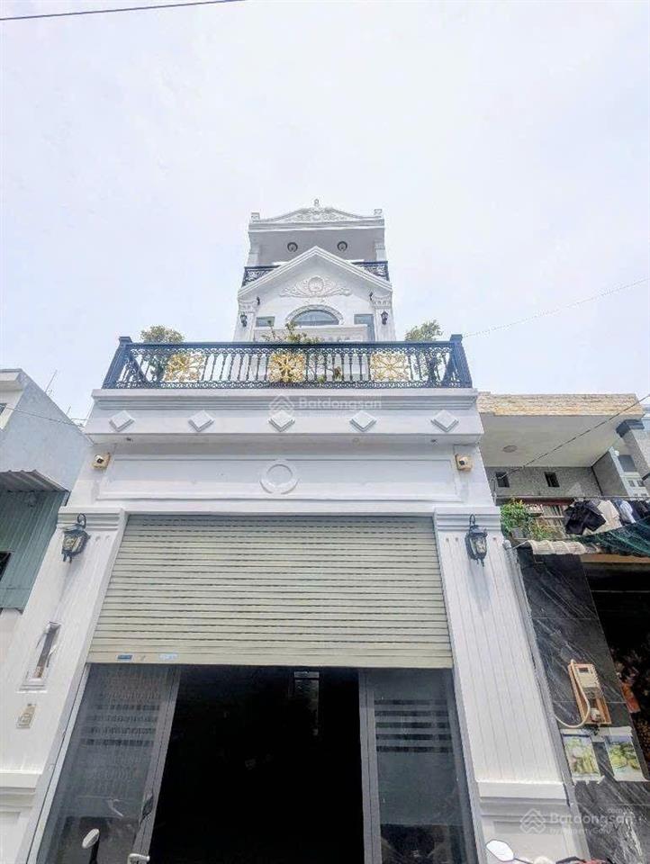 Siêu hiếm biệt thự đào tông nguyên, nhà bè chỉ 68tr/m2, hẻm xe hơi tránh thông