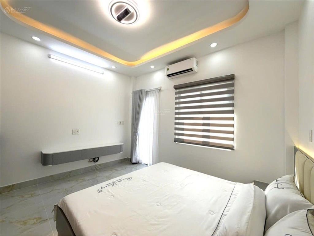Cực rẻ  nhà 3 tầng huỳnh tấn phát 4x12 vuông như tờ a4, hẻm xe hơi tặng full nội thất chỉ hơn 4 tỷ