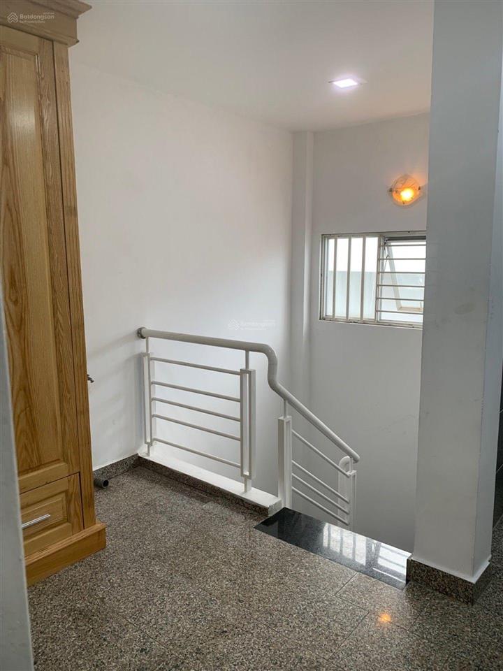 Siêu phẩm  nhà 3 tầng lê văn lương đẹp mới chỉ xách vali vào ở ngay chỉ 3 tỷ
