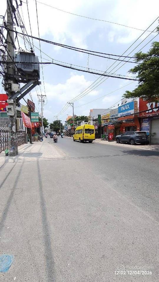 Nhà hà huy giáp q12  67m2  hẻm nhựa 8m có vỉa hè  chỉ 5.2 tỷ