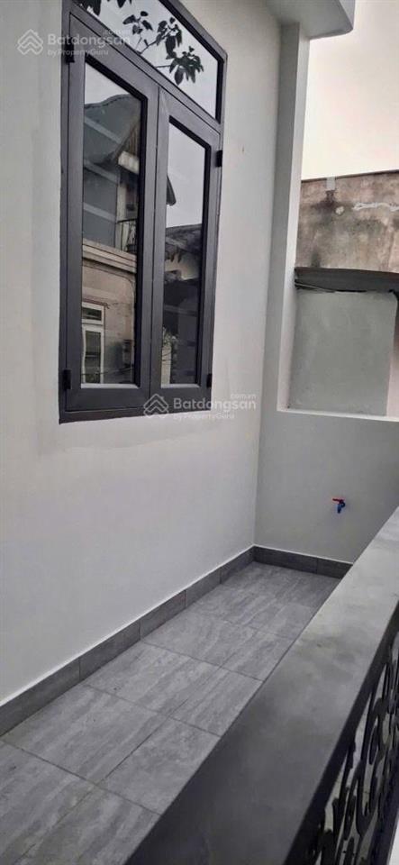 Nhà thạnh lộc 18 q12  4x8.5m  cách mặt tiền 20m  sổ vuông đẹp