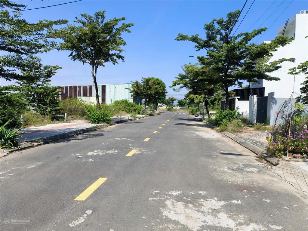 Chính chủ anh thông gia lai bán đất nam hòa xuân b2.8 150m2 ngang 7,5m giá 5 tỷ