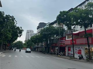 Tôi chính chủ cần bán gấp nhà tại phố trần kim xuyến 60m x 4 tầng nhà xây kiên cố mong muốn 19.8 tỷ