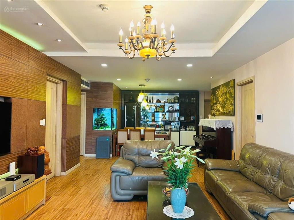 Bán gấp căn hộ 4 ngủ 160m tại viglacera thăng long n01 khuất duy tiến tặng nội thất cao cấp