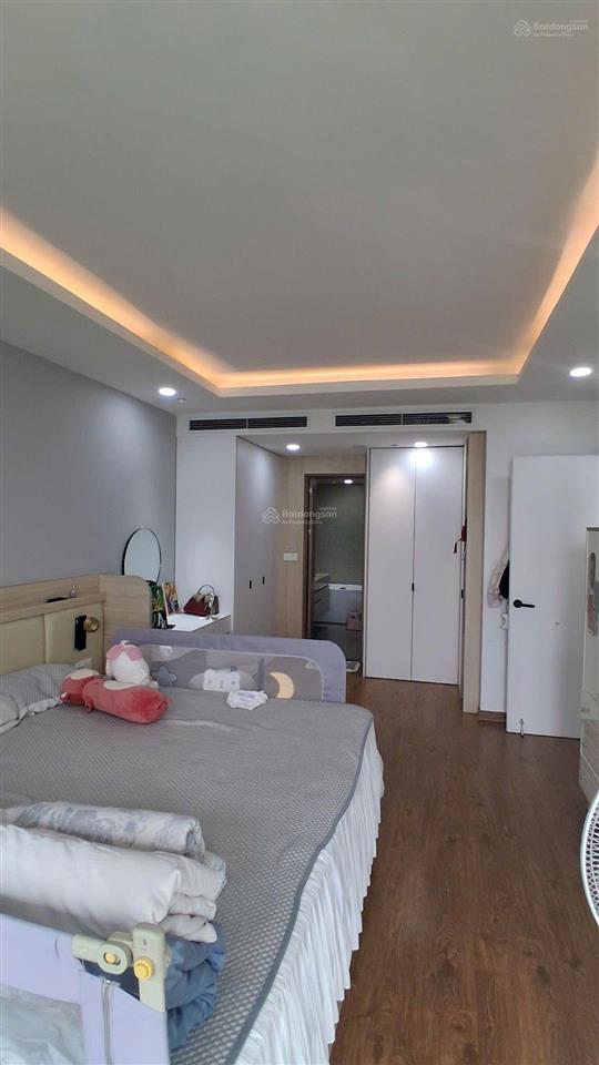 Chính chủ bán nhanh căn hộ the park home trần thái tông 154m 4 ngủ lô góc 3 mặt thoáng nhỉnh 20 tỷ