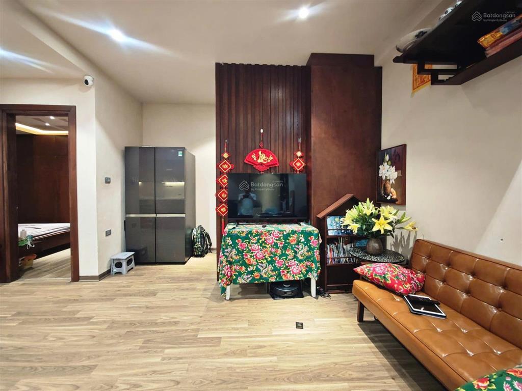 Tôi chính chủ bán gấp căn hộ 3 ngủ 90m tại tòa chung cư 335 cầu giấy mong muốn 8.1 tỷ