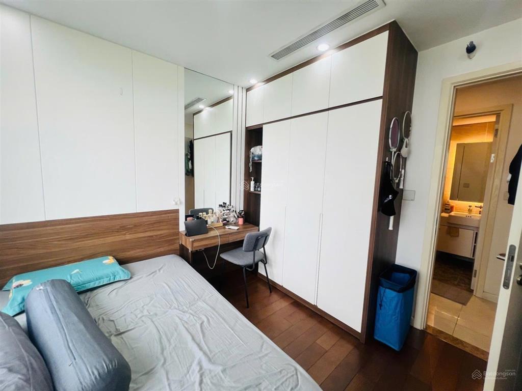 Bán gấp căn hộ c2 d'capitale tân hoàng minh trần duy hưng 2 ngủ 45m 5.85 tỷ