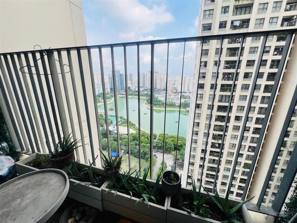 Bán gấp căn hộ c2 d'capitale tân hoàng minh trần duy hưng 2 ngủ 45m 5.85 tỷ