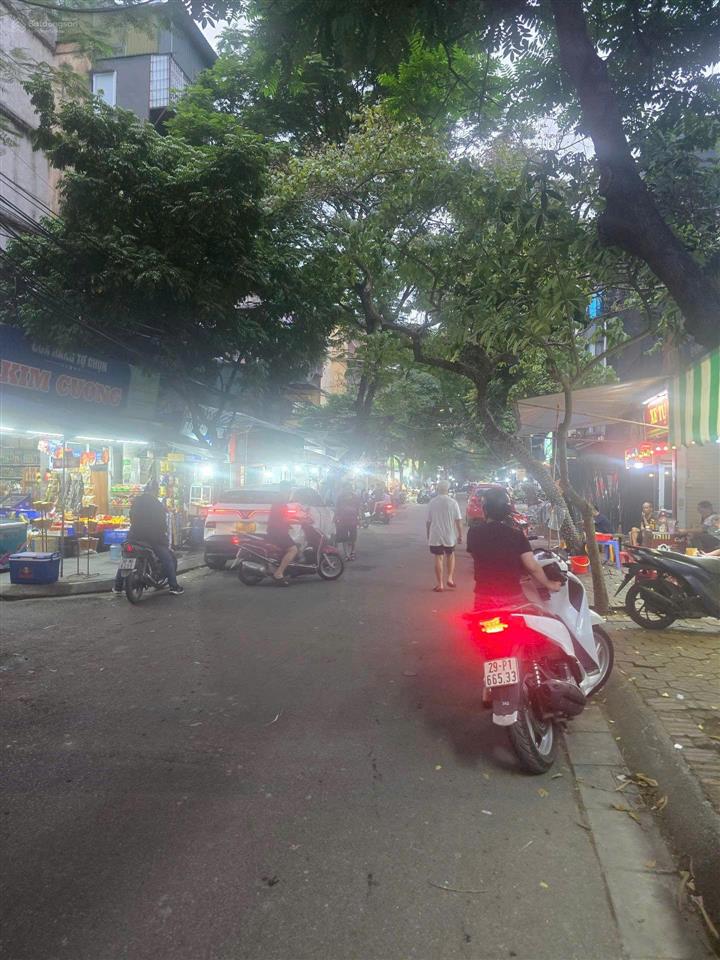 Chính chủ bán nhà mặt phố kinh doanh nghĩa tân 56m giá giảm sâu 23.5 tỷ có ra lộc pháp lý rõ ràng